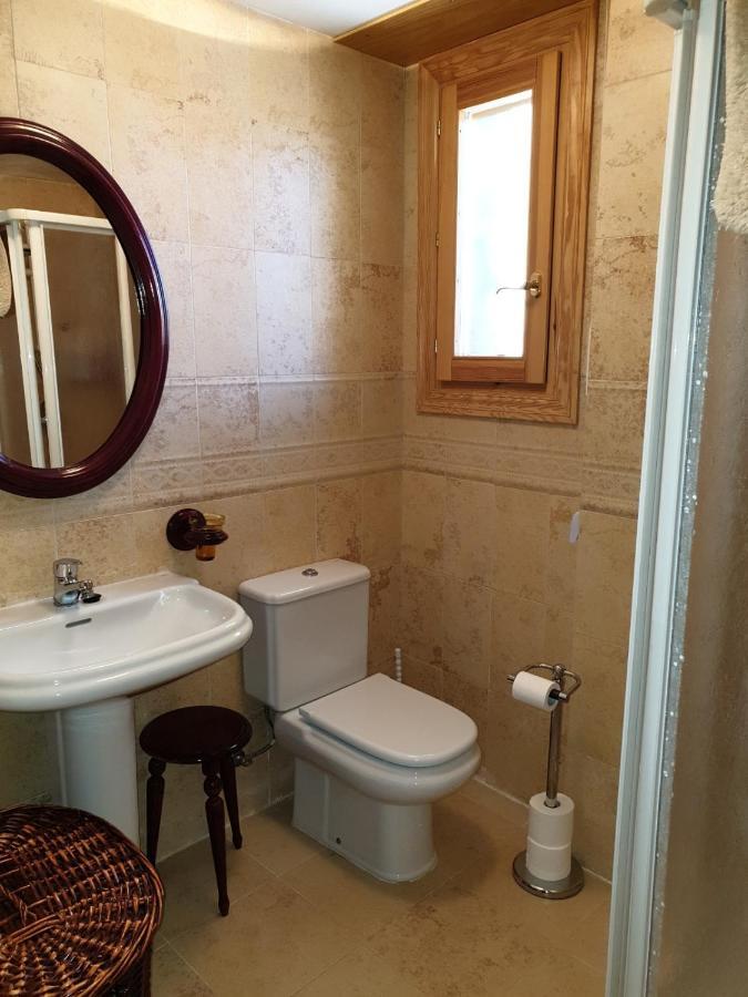 Vut Consejo De Cientos Apartment Jaca Bagian luar foto